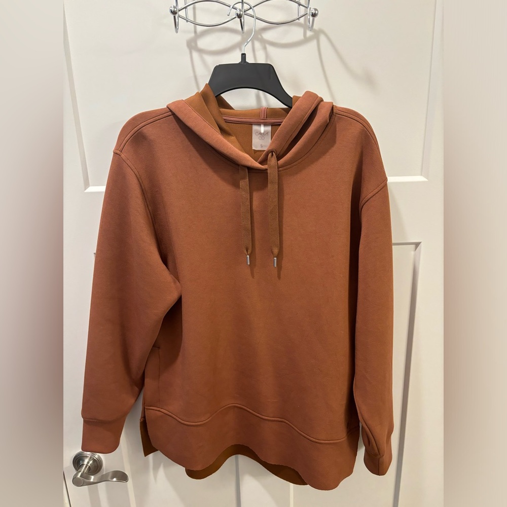 Calia light weight sweat shirt